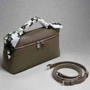 Elegant Mini Carry